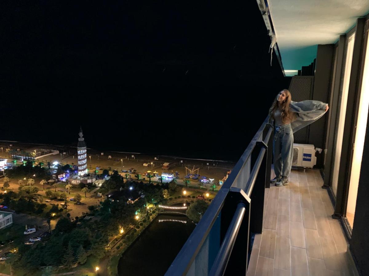 Luxury Studio With Ocean View Batumi Exterior foto